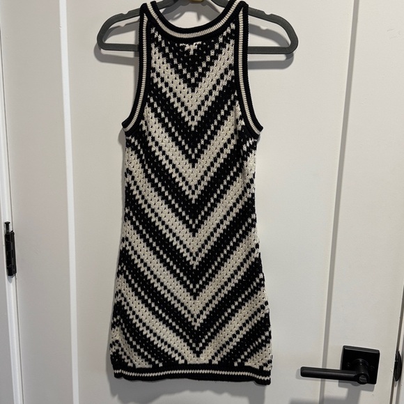GAP Kids Black and Cream Knit Sweater Dress EUC - Picture 5 of 5